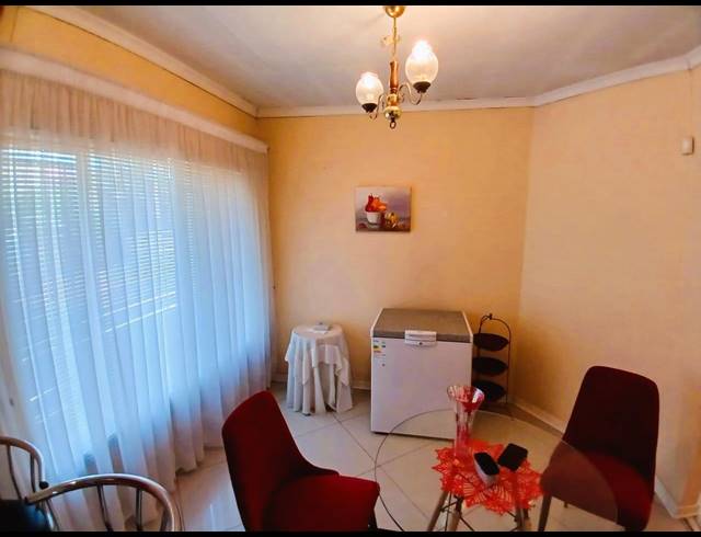 3 BEDROOM HOUSE SOLD IN WALDRIFT
